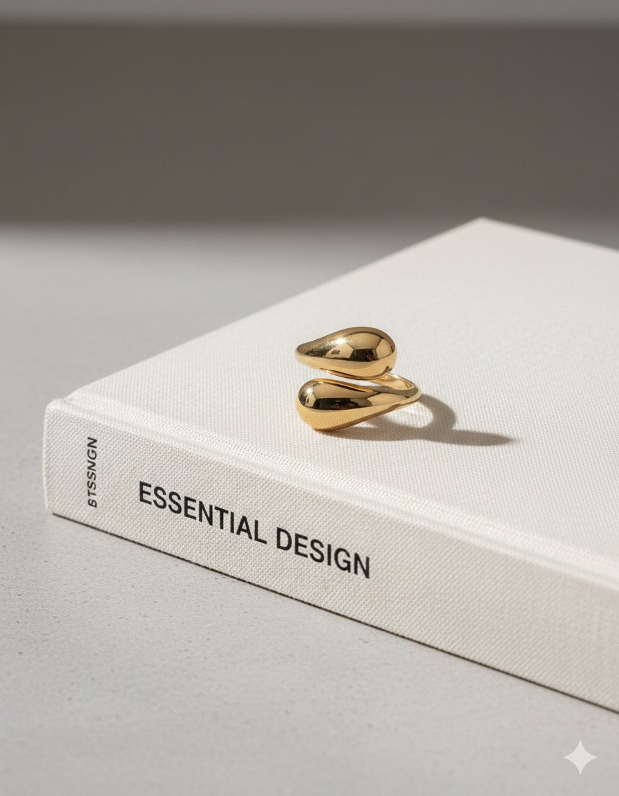 The Aurora Flow Ring